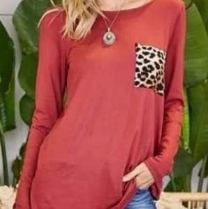 Rust color Top, leopard print contrast